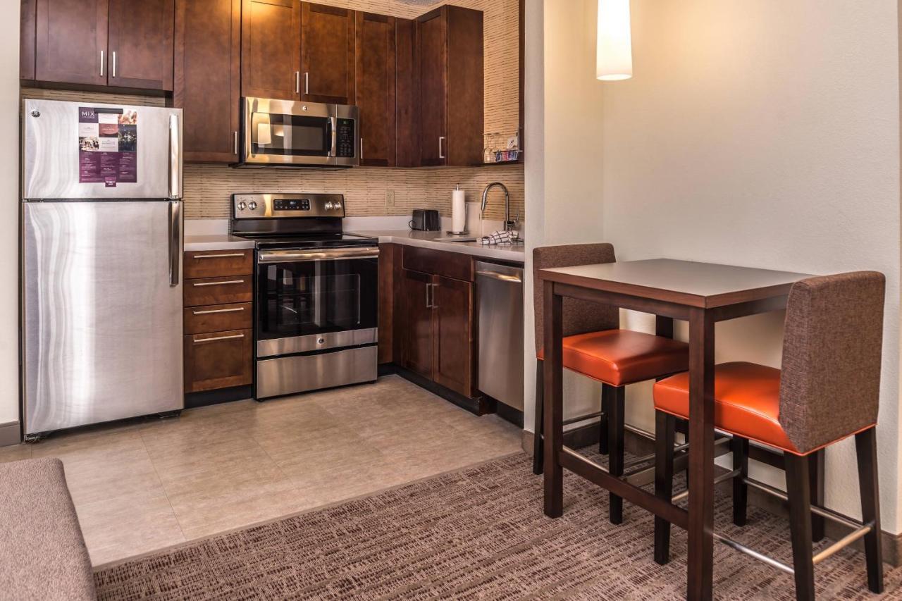 Residence Inn By Marriott St. Louis Westport Мэриленд-Хайтс Экстерьер фото